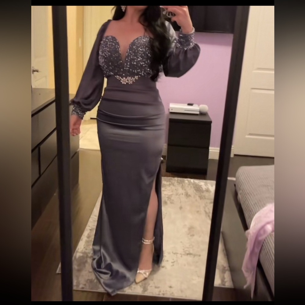 Elegant Evening Gown, formal dress, Prom dress, Wedding guest dress. Miss Ord